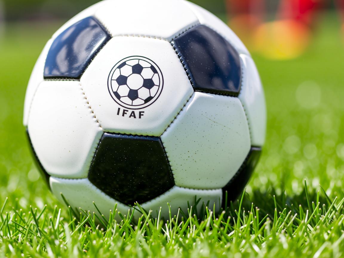 九游娱乐官网-世界杯预选赛中国队惨败 球迷讨论战术短板,世界杯预选赛中国队输 第3张